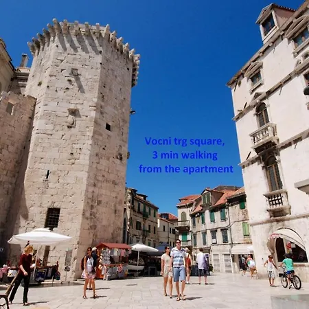 Cool Attic W Gallery In The Heart Of Lejlighed Split