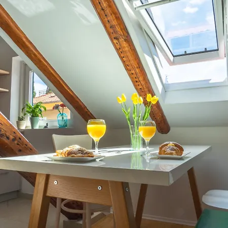 Cool Attic W Gallery In The Heart Of Split