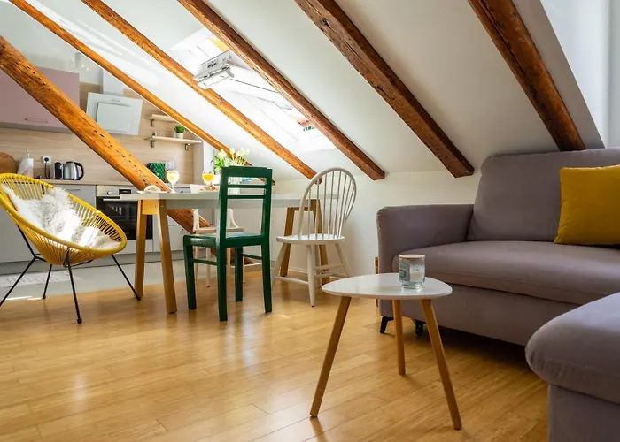 Cool Attic W Gallery In The Heart Of Lejlighed Split
