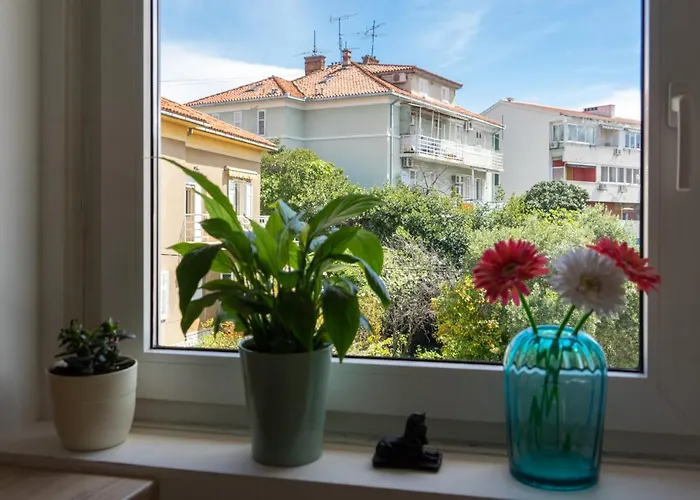 Lejlighed Cool Attic W Gallery In The Heart Of