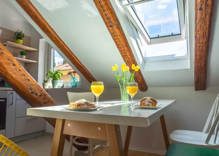 Cool Attic W Gallery In The Heart Of Split